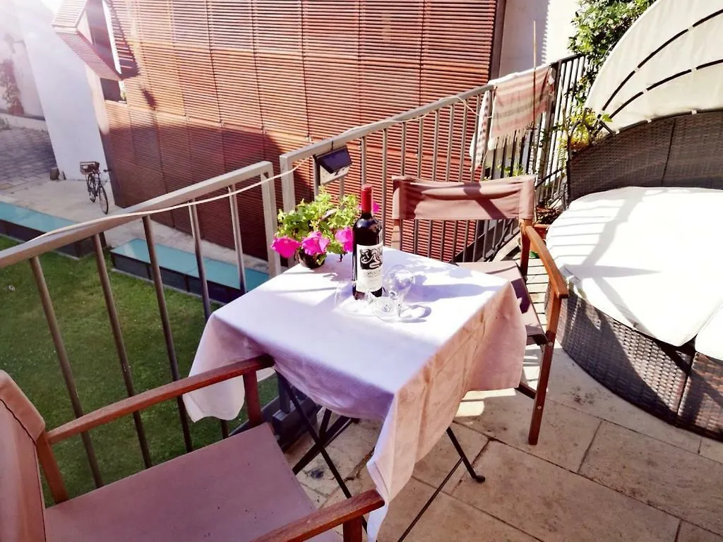 Terrace Apartment In Santo Spirito District Florence 0*,  Italy